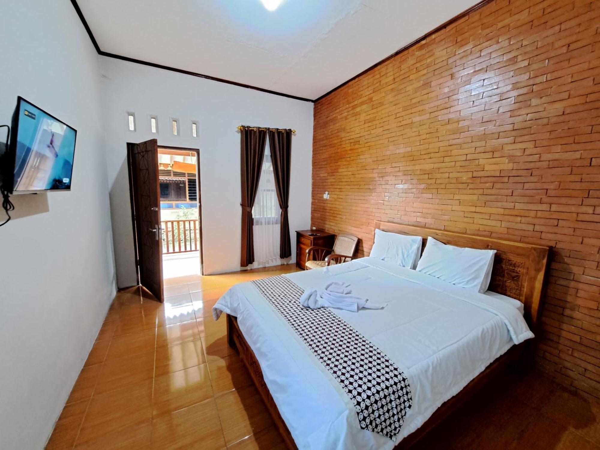 Romadhoni Homestay Magelang Quarto foto
